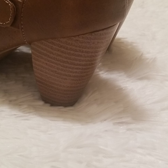 MUDD Breneen Brown Multi Strap Ankle Boots - Picture 8 of 9